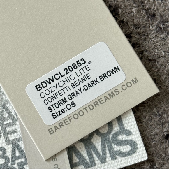 Barefoot Dreams CozyChic Lite Confetti Beanie in Storm Grey Dark Brown One Size - Picture 4 of 8